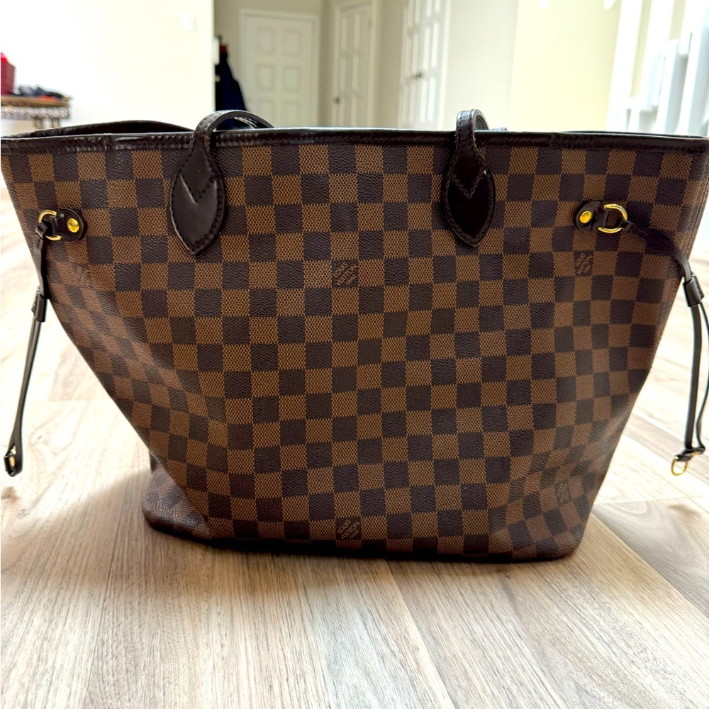 Luis Vuitton bag